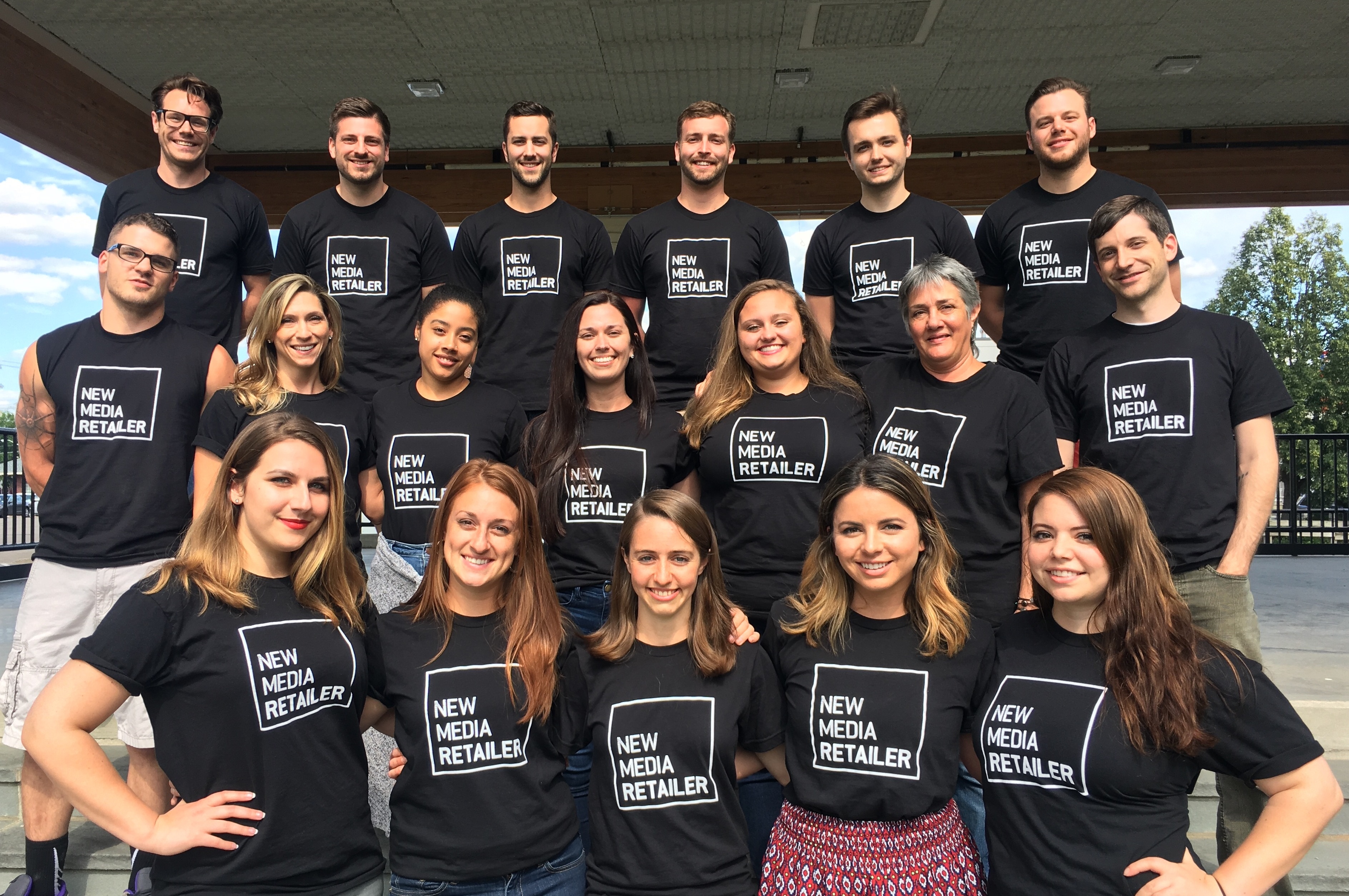 Firemní a eventová trička na míru